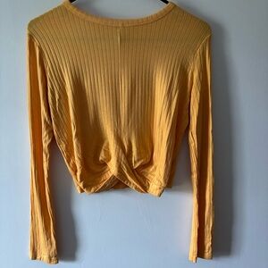 Women’s Medium Lose Fitting Yellow Hollister Long Sleeve With Tie Front